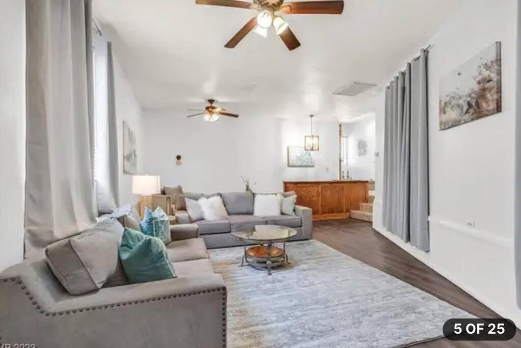 Beautiful Oasis With Rv Or Boat Parking Villa Henderson Exterior photo